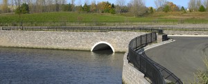 Diamond Pro Water Feature retaining wall